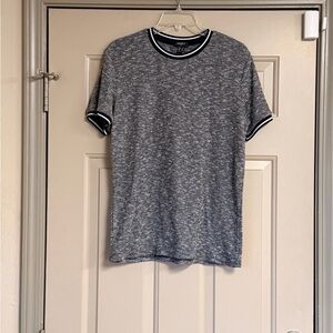 Forever 21 Womens Size Medium Black and White Textured Shirt